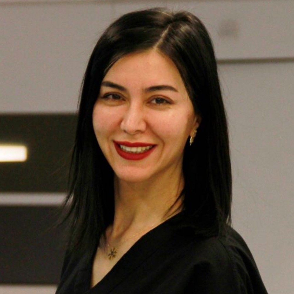 Kadınlarda saç dökülmelerine dikkat 