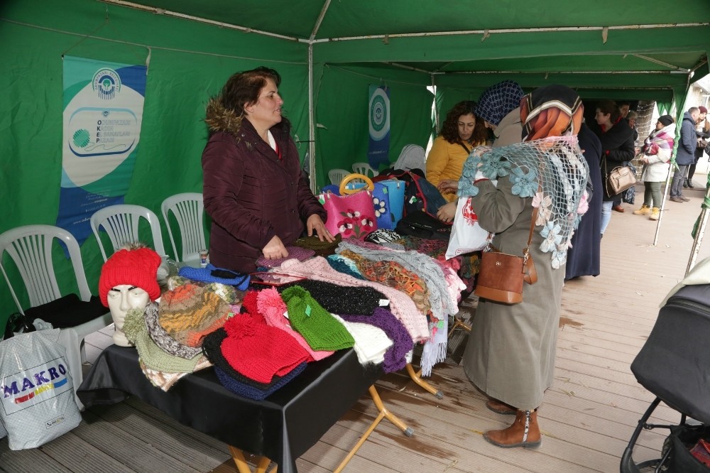 Kadınlardan Hamamyolu’nda hediyelik eşya sergisi 