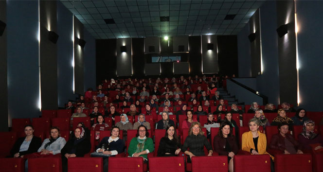 Kadınların ilk kez sinemaya gitme heyecanı