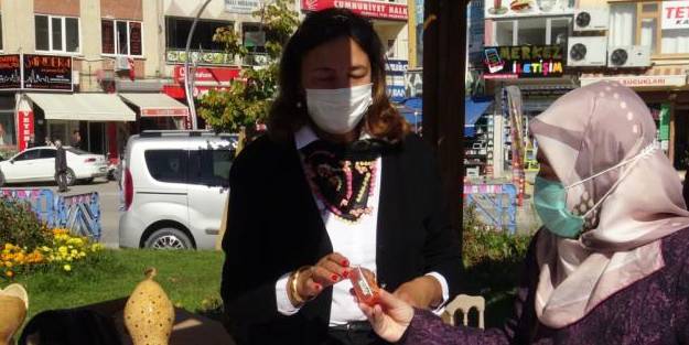 Kadınların ürettikleri stantta tanıtıldı