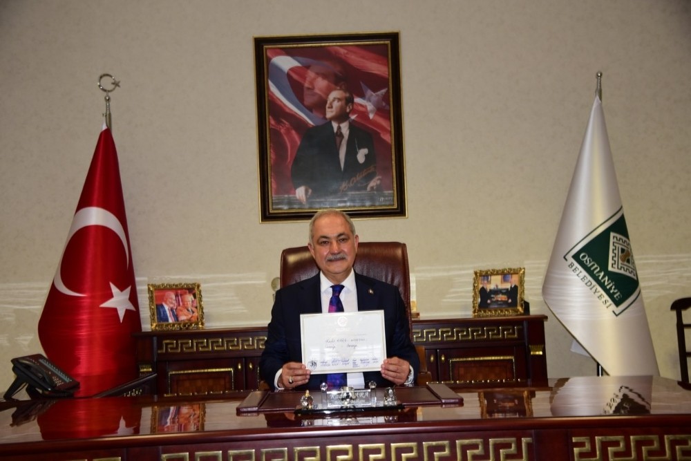 Kadir Kara, mazbatasını aldı 