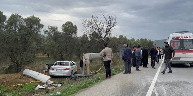 Kafa kafa çarpışan araçlardan sağ çıktılar