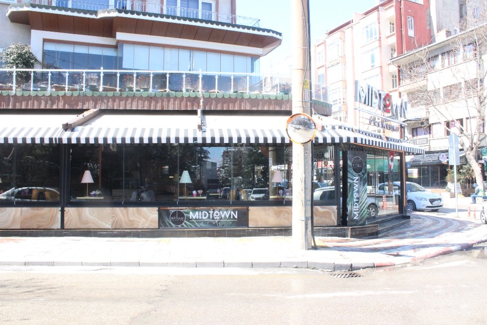 Kafeler sessizliğe büründü 