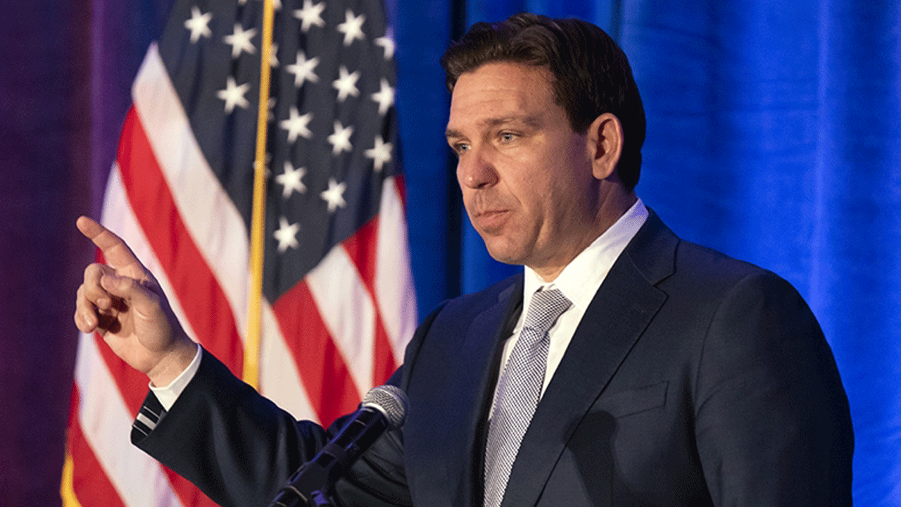 Kafirler İslam’ın ismini bile duyunca deliriyor! Florida Valisi de İslam Konseyi’ni terör örgütü ilan etti