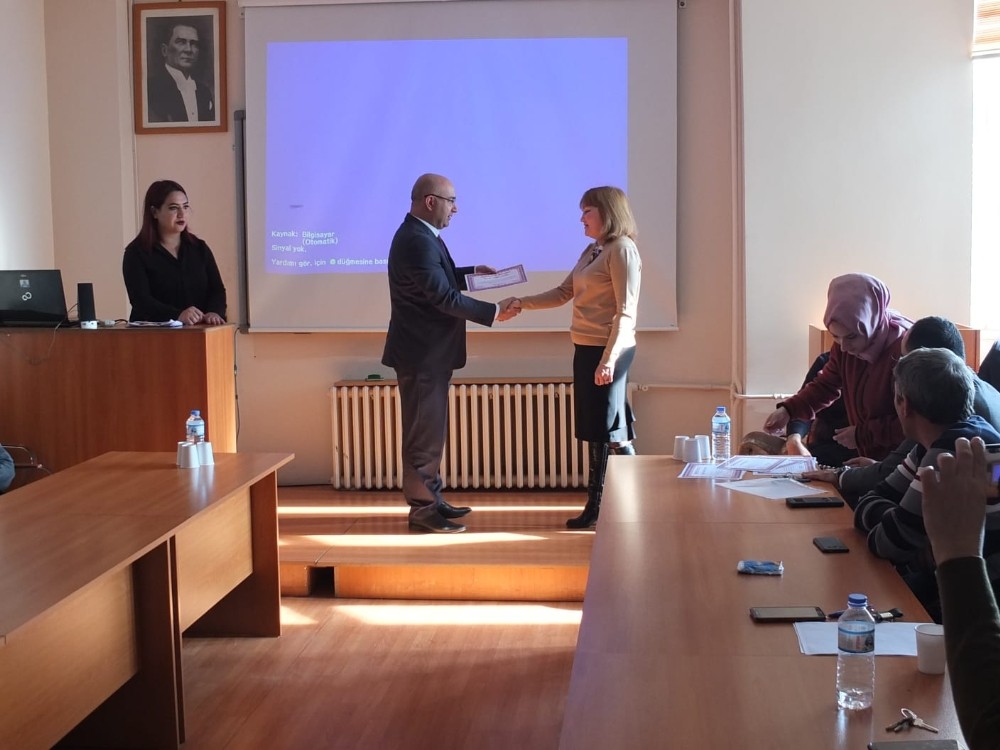 Kafkas Üniversitesi’nde Şair Nesimi etkinliği 