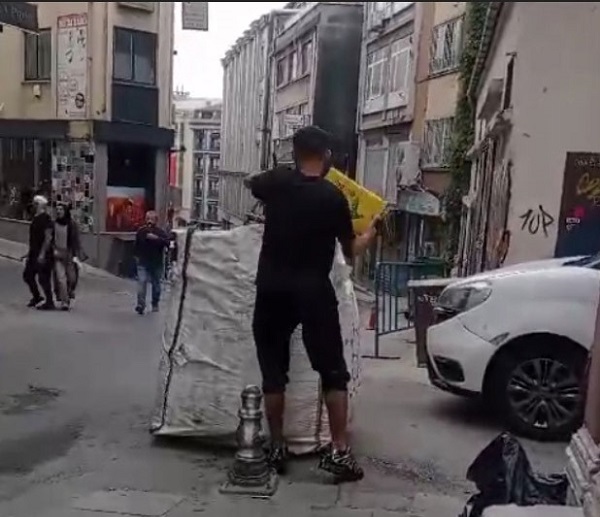 Kağıt toplayıcısının hilesi ortaya çıktı