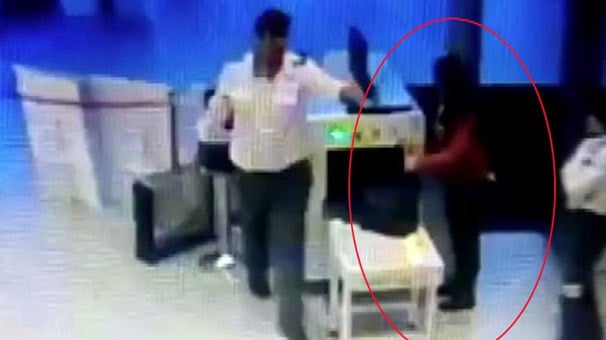Kağıthane’de AVM’nin X-Ray cihazında unutulan cep telefonunu böyle çaldı