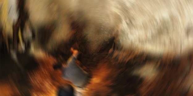 Kağıthane'de toprak kayması