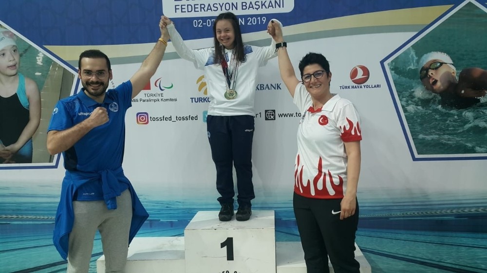 Kağıtsporlu Şevval engel tanımadı 
