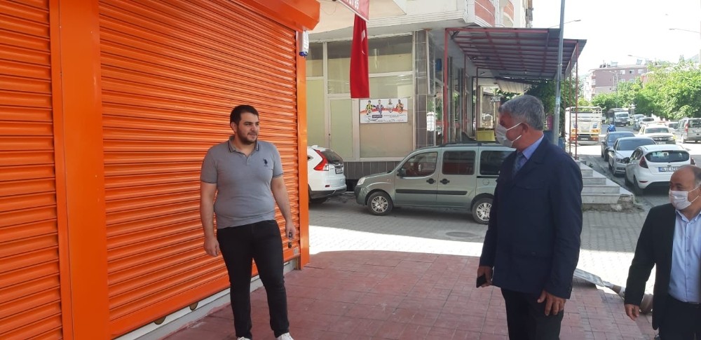 Kağızman Belediye Başkanı Yıldız, esnafı dinledi 