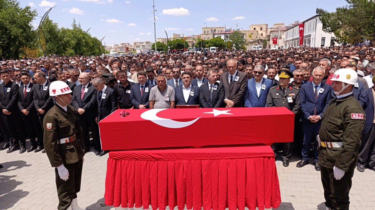 Kahraman şehidimiz Enver Yaman son yolculuğuna uğurlandı