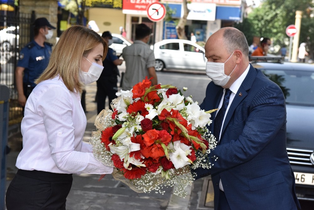 Kahramanmaraş Valisi Ömer Faruk Coşkun göreve başladı 