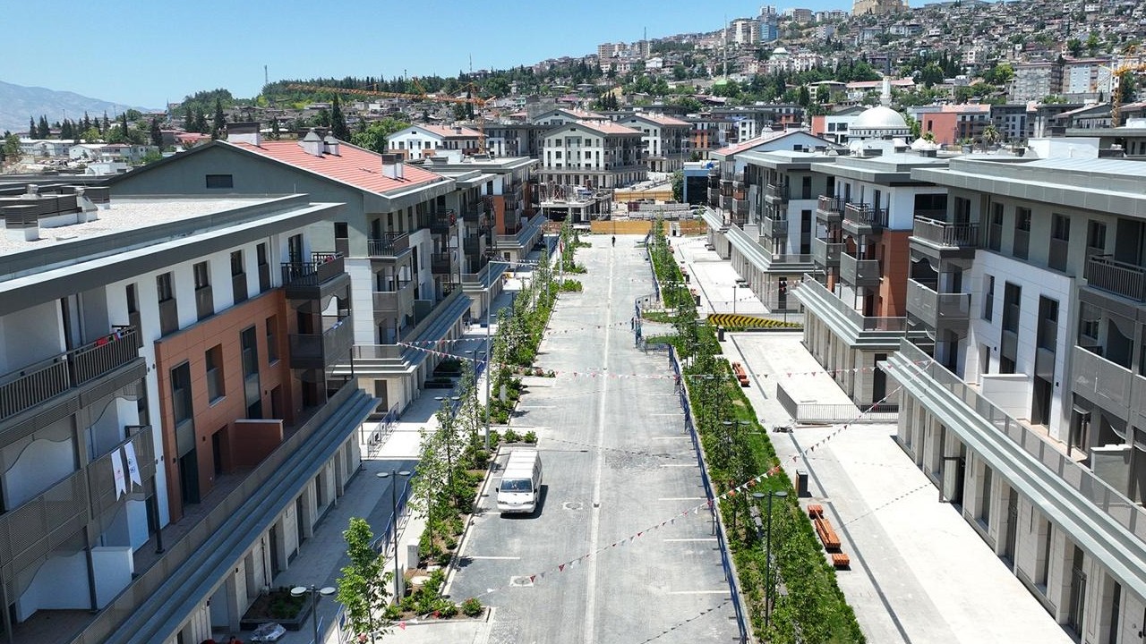 "Kahramanmaraş ve Deprem Bölgesi İçin Tarihi Gün; 250 Bininci Konut Teslim Edilecek"