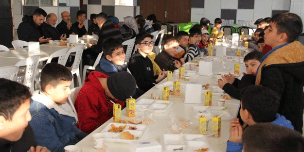 Kahramanmaraşlı 36 hafız öğrenci Bolu’ya geldi