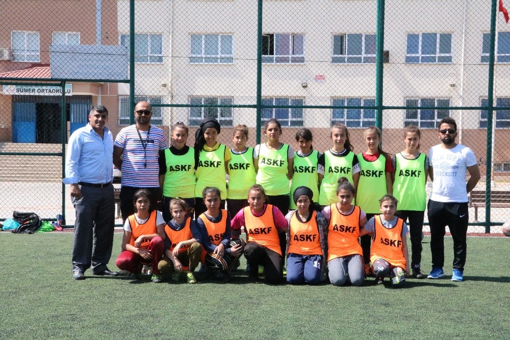 Kahramanmaraşlı kızların hedefi şampiyonluk 