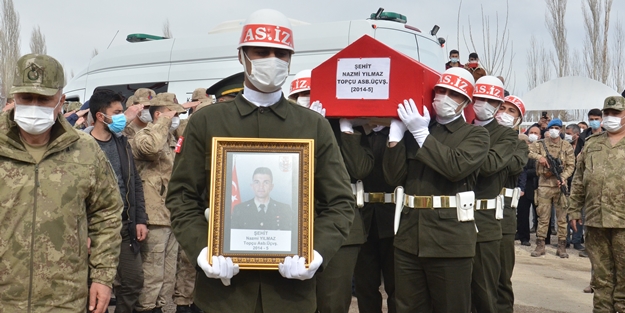 Kahramanmaraşlı şehit, gözyaşlarıyla uğurlandı!