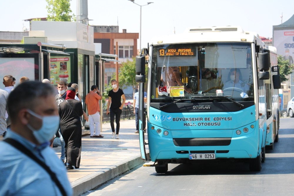 Kahramanmaraşlılar maskesiz sokağa çıkmıyor 