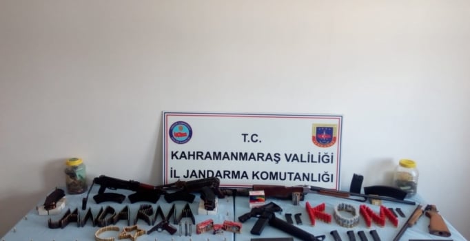 Kahramanmaraş'ta 5 tüfek ve mermi ele geçirildi