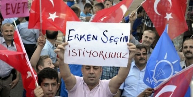 Maraş'ta erken seçim yürüyüşü