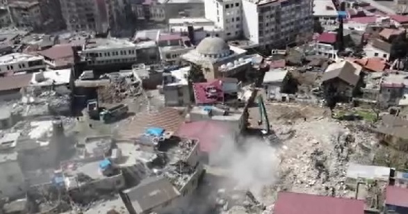 Kahramanmaraş'ta hayat devam ediyor! Depremin ardından havadan görüntülendi