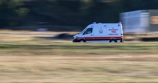 Kahreden kaza! Babasının kullandığı traktörün altında kaldı
