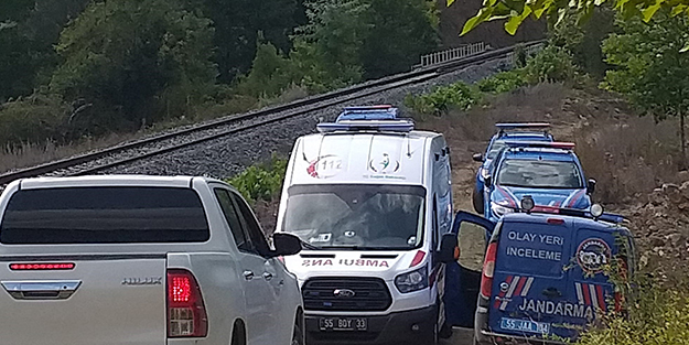 Kahreden olay! 24 yaşındaki genç ağaca asılı halde bulundu