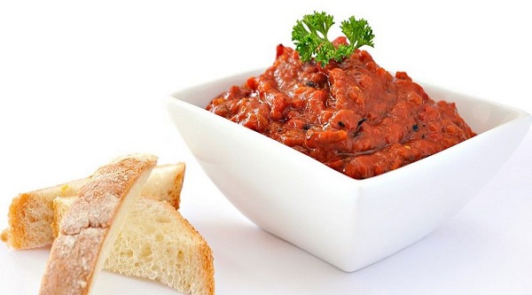 Kahvaltılık Balkan sosu nasıl yapılır?