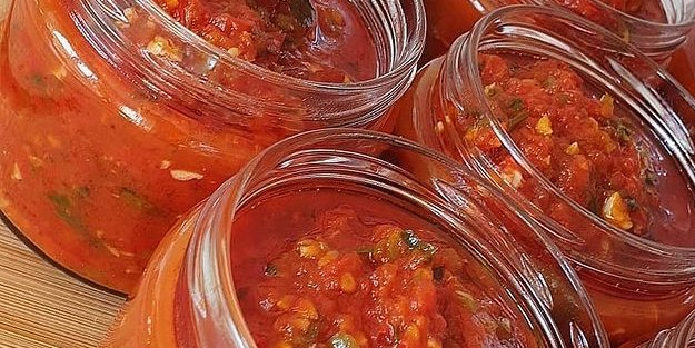 Kahvaltılık sos tarifi nasıl yapılır, neler oluyor? Duyan gücü bırakıp sosu yapsın, 5 dakika içinde hemen hazır!