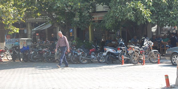 Kahvede silahlar konuştu! İki kardeş yaralandı