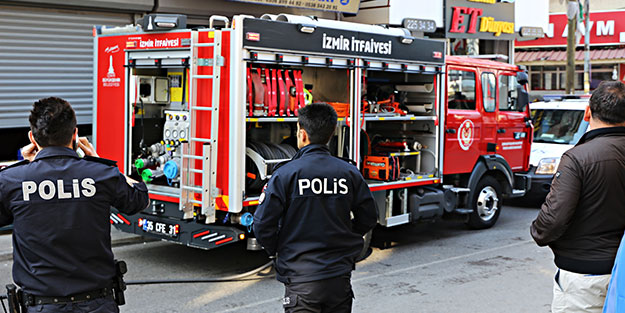 Kahvehane çalışanı 3 kişiyi alevlerin arasından kurtardı
