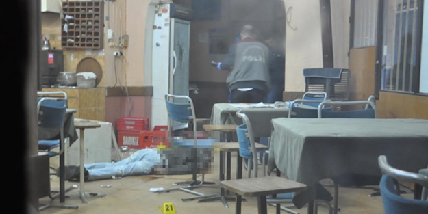 Kahvehaneye kanlı baskın!