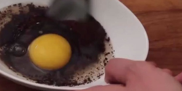 Kahvenin içine yumurta sarısı eklerseniz...