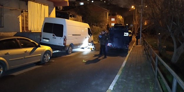 Kalaşnikof kovanları bulundu! 20 yaşındaki gence kurşun yağdırdı