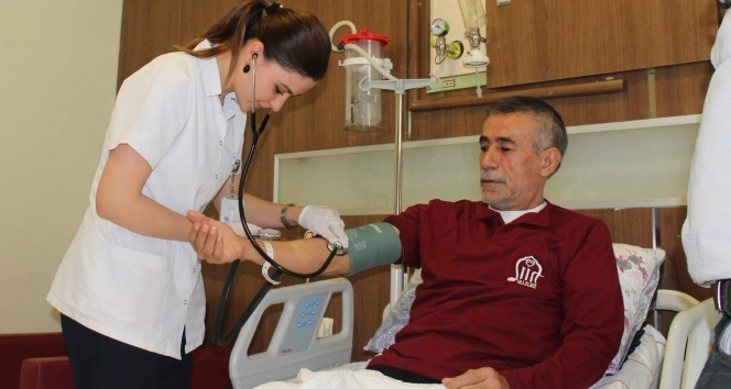 Kalbi krizi geçiren hasta hayata döndürüldü