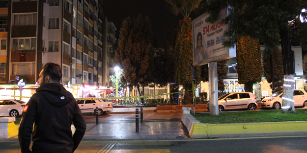Kaldırımdaki çanta polisleri alarma geçirdi! Bölge trafiğe kapatıldı