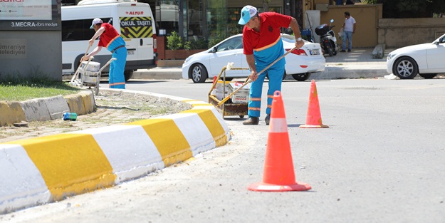 Kaldırımlar yeniden renkleniyor