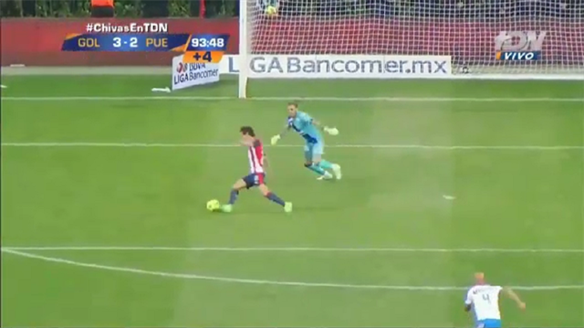 Kaleci neye uğradığını şaşırdı