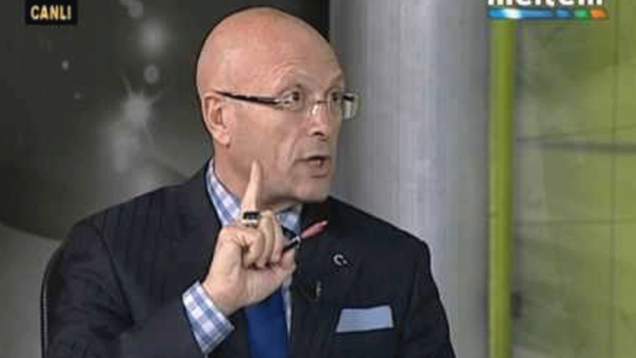 Kalın'ın Emevi Camii'nde kıldığı namazdan rahatsız oldu! Nedim Şener ağzının payını verdi