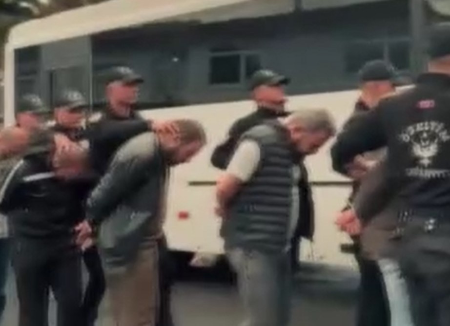 "Kalkan-22" operasyonunda 40 göçmen kaçakçısı