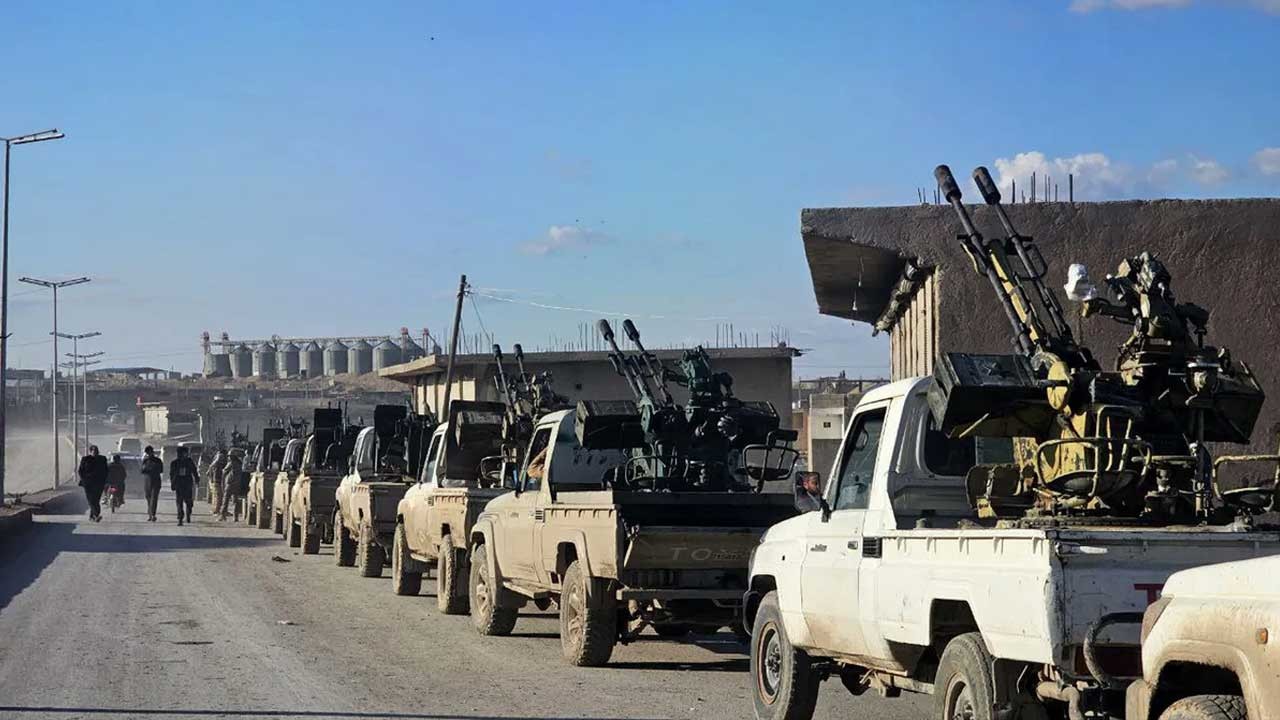 Kalleşlikte sınır tanımıyorlar! "Suriye hükümeti DEAŞ'lı teröristleri serbest bıraktı" yalanı