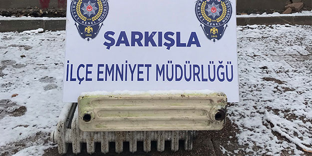 Kalorifer hırsızları yakalandı