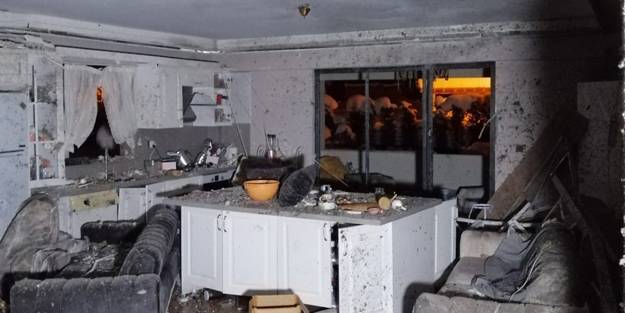 Kalorifer kazanı bomba gibi patladı! Ev savaş alanına döndü