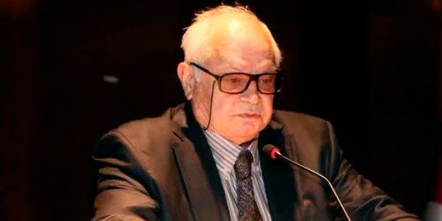 Kalp krizi geçiren ünlü profesör vefat etti!