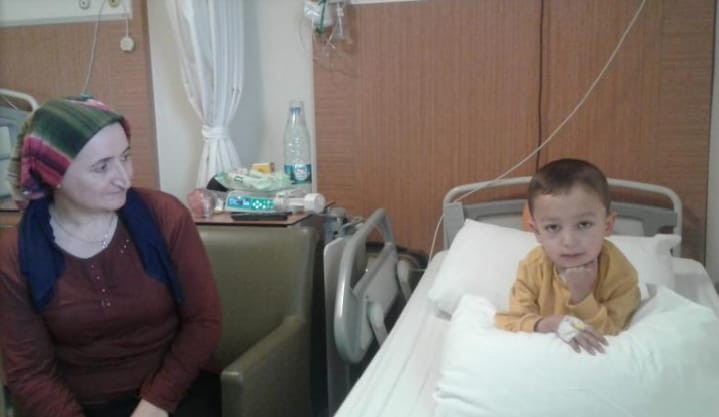 Kalp nakli bekleyen küçük Yusuf yoğun bakımda hayata tutunmaya çalışıyor 