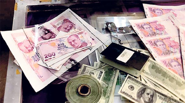 Kalpazanlar darphane kurmuş