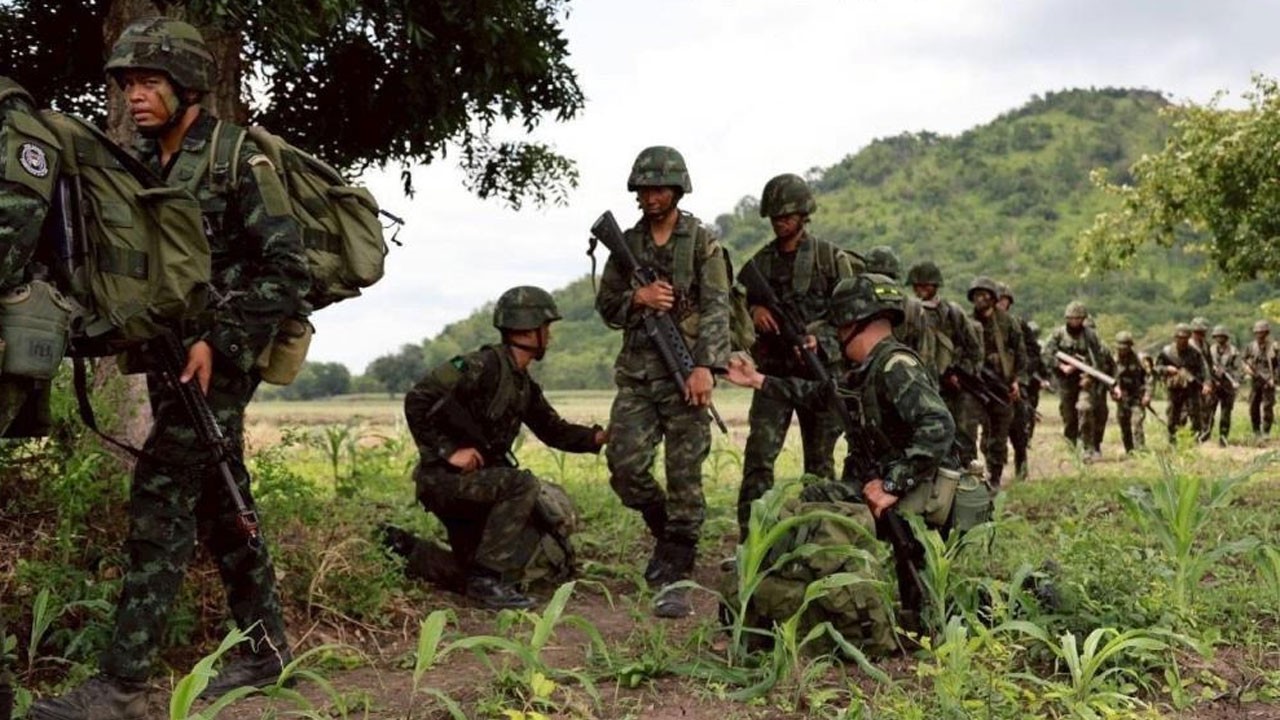 Kamboçya-Tayland sınırında gerginlik! 12 ölü