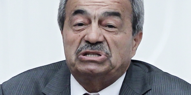 Kamer Genç ortalıktan kayboldu