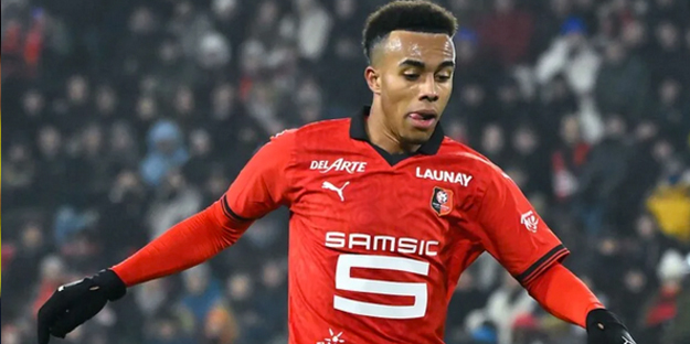 Kameralar karşısına geçip ilan etti! Galatasaraylıların aklında şimdi tek bir soru var? Hangisi olacak!