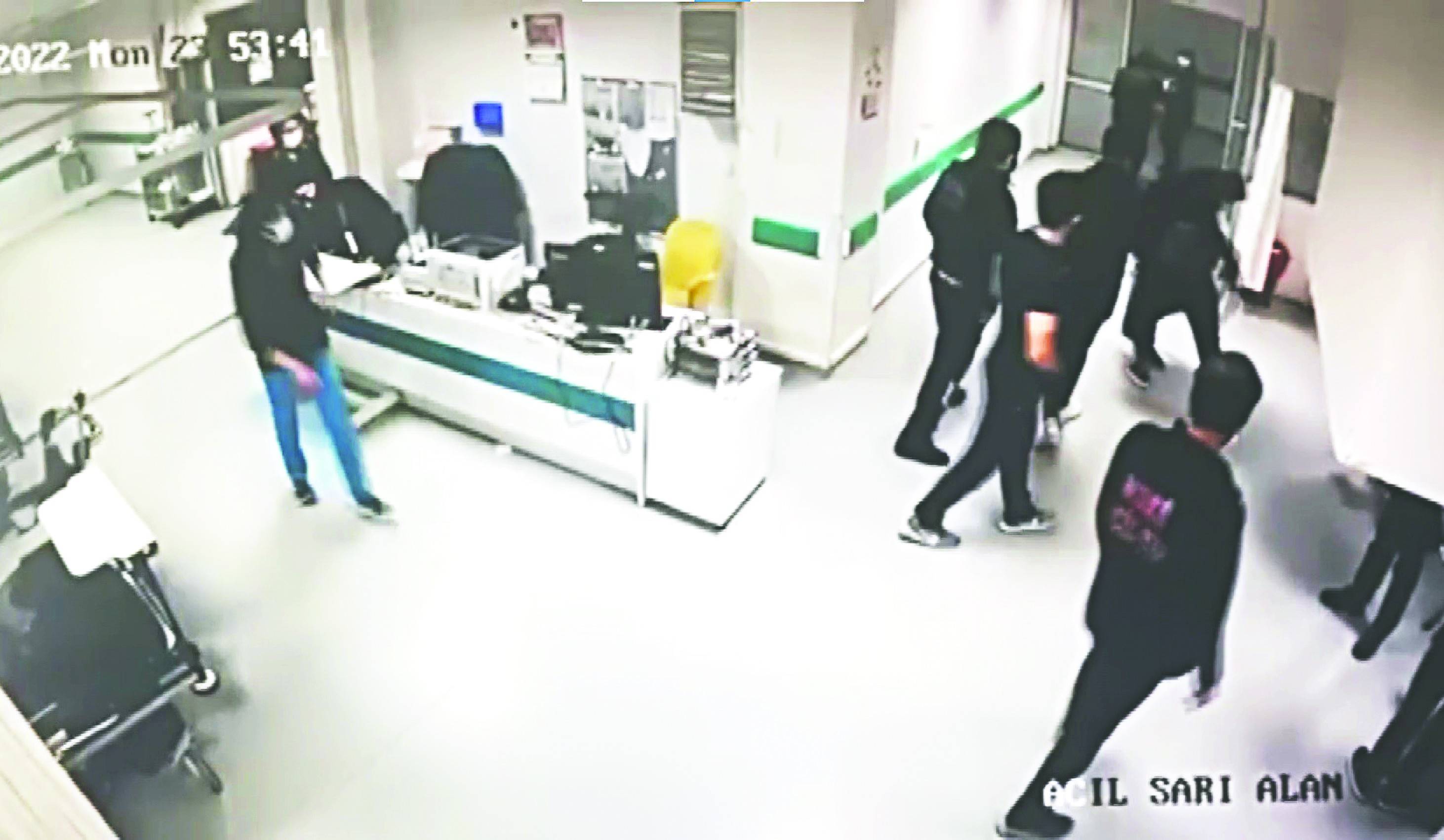 Kameraları aldatamayan yalancı doktor açığa alındı