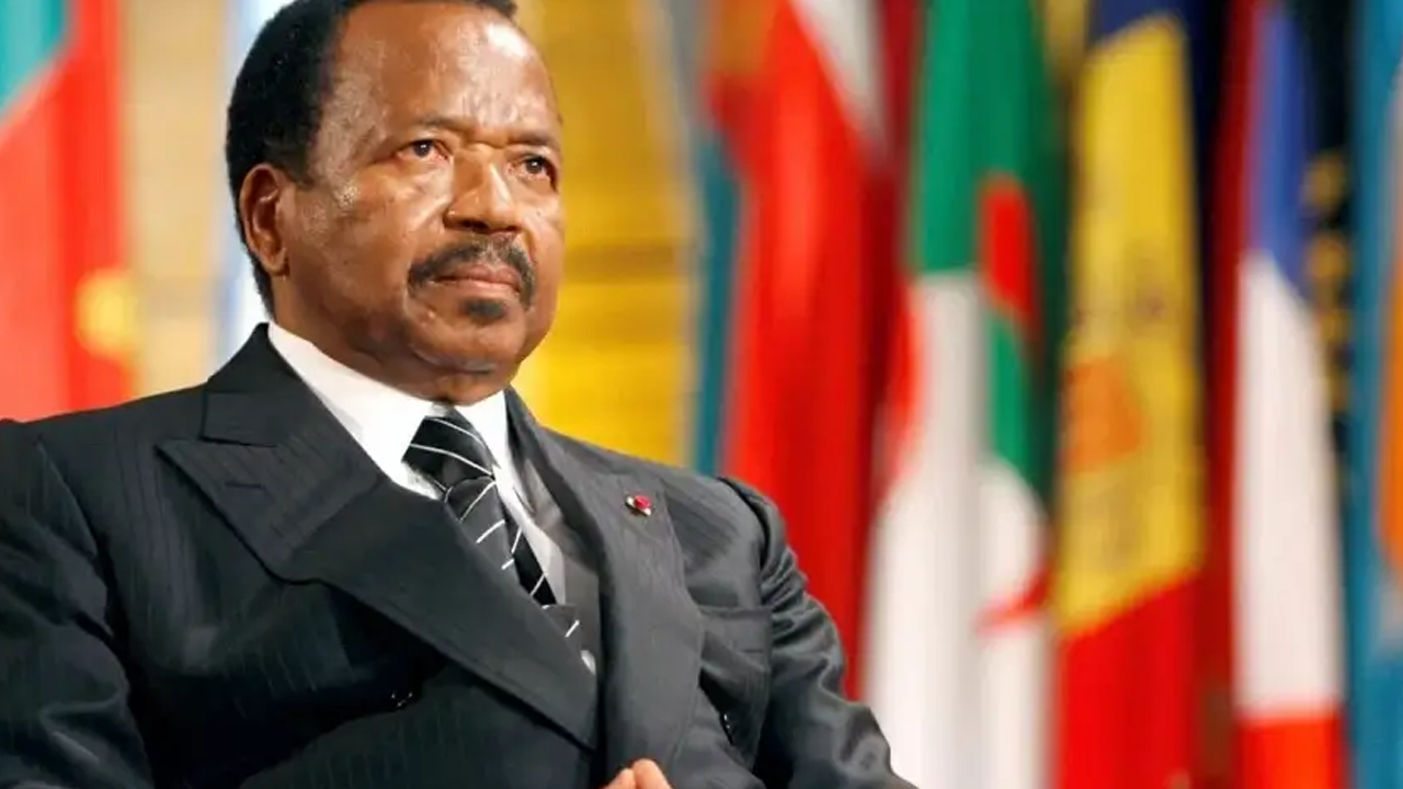Kamerun'da Cumhurbaşkanı anayasa değişikliğini onayladı